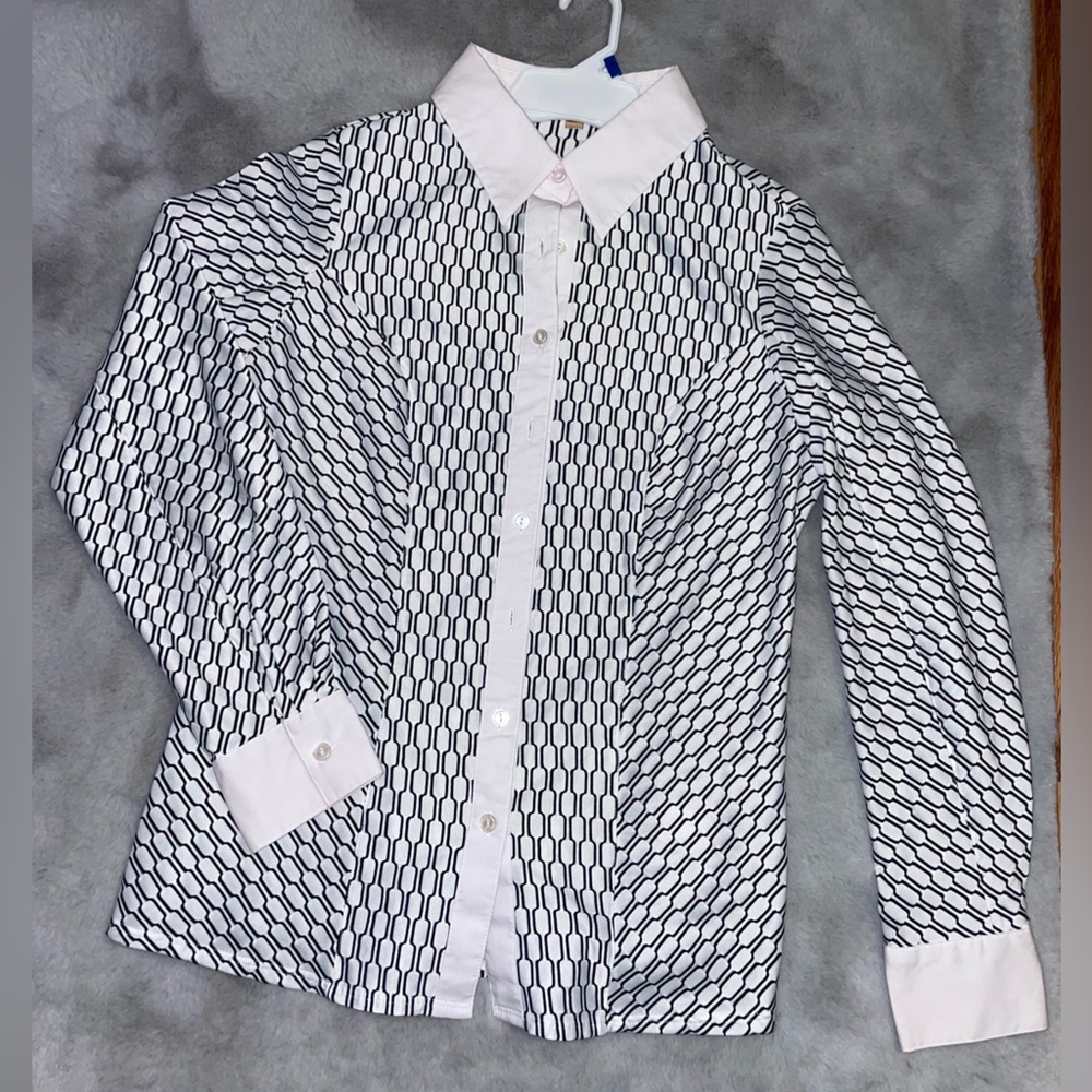 🎂Notations Stylish Black and White Women’s Blouse - Picture 4 of 6